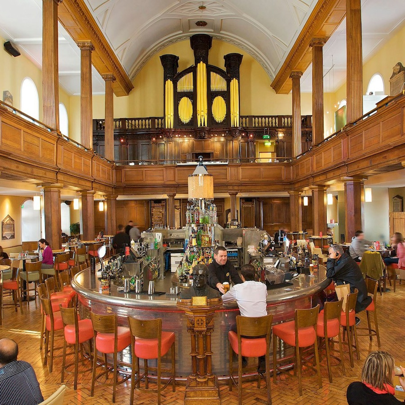 Illustration for article titled Beautiful Churches That Have Been Converted into Secular Buildings